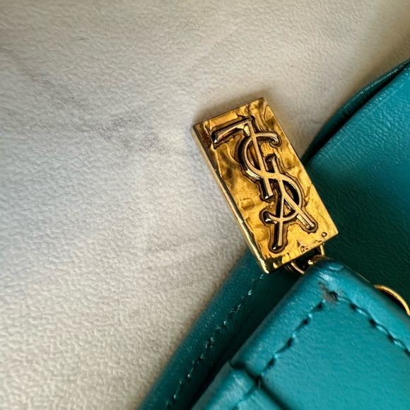 YSL Compact Wallet - Picture 3 of 7